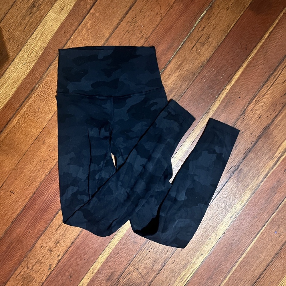 Lululemon size 2 Camo Leggings